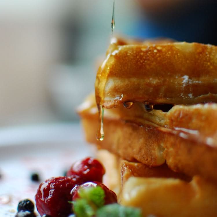 maple syrup waffels