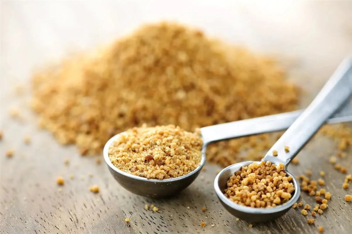Spoonful of organic maple sugar